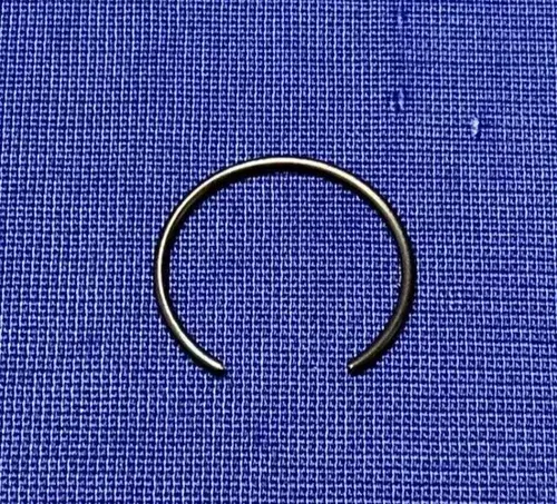 Suzuki Piston Snap Ring Circlip OEM 09381-16001