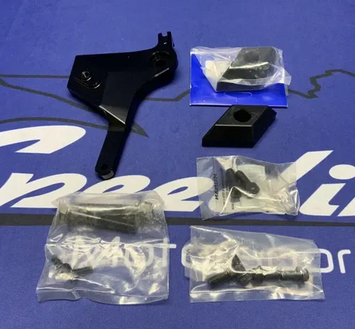 Graves Motorsports Diamond Frame Slider Kit (Incomplete) YZF-R6 17-24 FSY-17R6-K