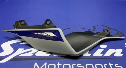 Yamaha Right Tail Fairing (Gray & Blue) YZF-R6 2017-2024 OEM BN6-W2172-50-P5