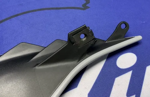Yamaha Right Tail Fairing (Gray & Blue) YZF-R6 2017-2024 OEM BN6-W2172-50-P5