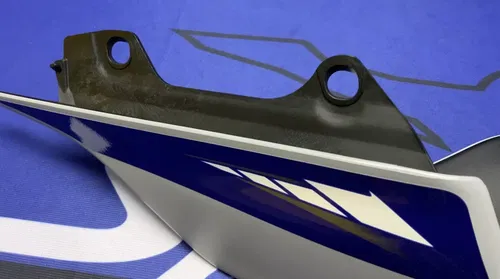 Yamaha Right Tail Fairing (Gray & Blue) YZF-R6 2017-2024 OEM BN6-W2172-50-P5