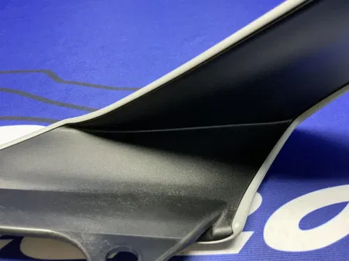 Yamaha Right Tail Fairing (Gray & Blue) YZF-R6 2017-2024 OEM BN6-W2172-50-P5