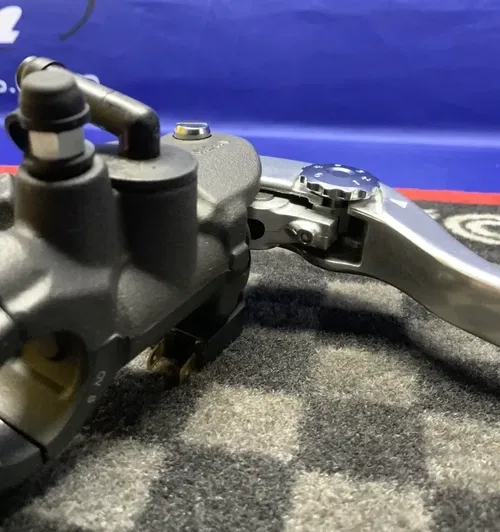Yamaha Front Brake Master Cylinder Assembly YZF-R6 2017-2024 OEM 2CR-2580A-00-00