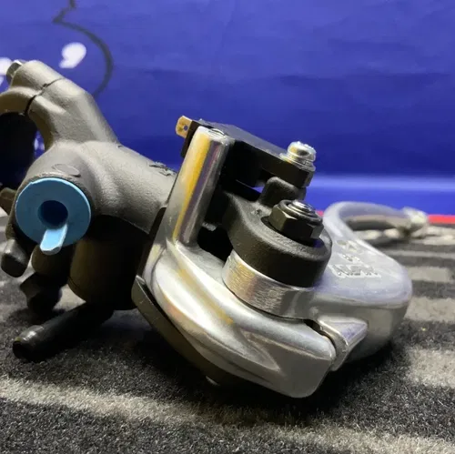 Yamaha Front Brake Master Cylinder Assembly YZF-R6 2017-2024 OEM 2CR-2580A-00-00