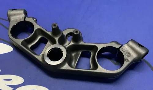 KTM Upper Triple Clamp/ Tree RC390 2015-2021 OEM 90501034135