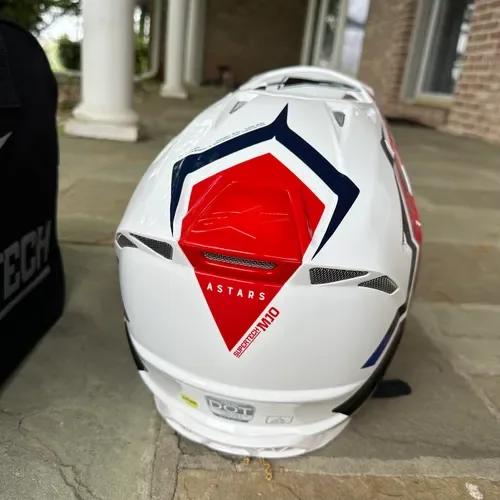 Alpinestars Supertech S-M10 Carbon Helmet Size S