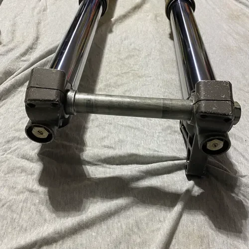 Yz Forks and Triple Clamps 