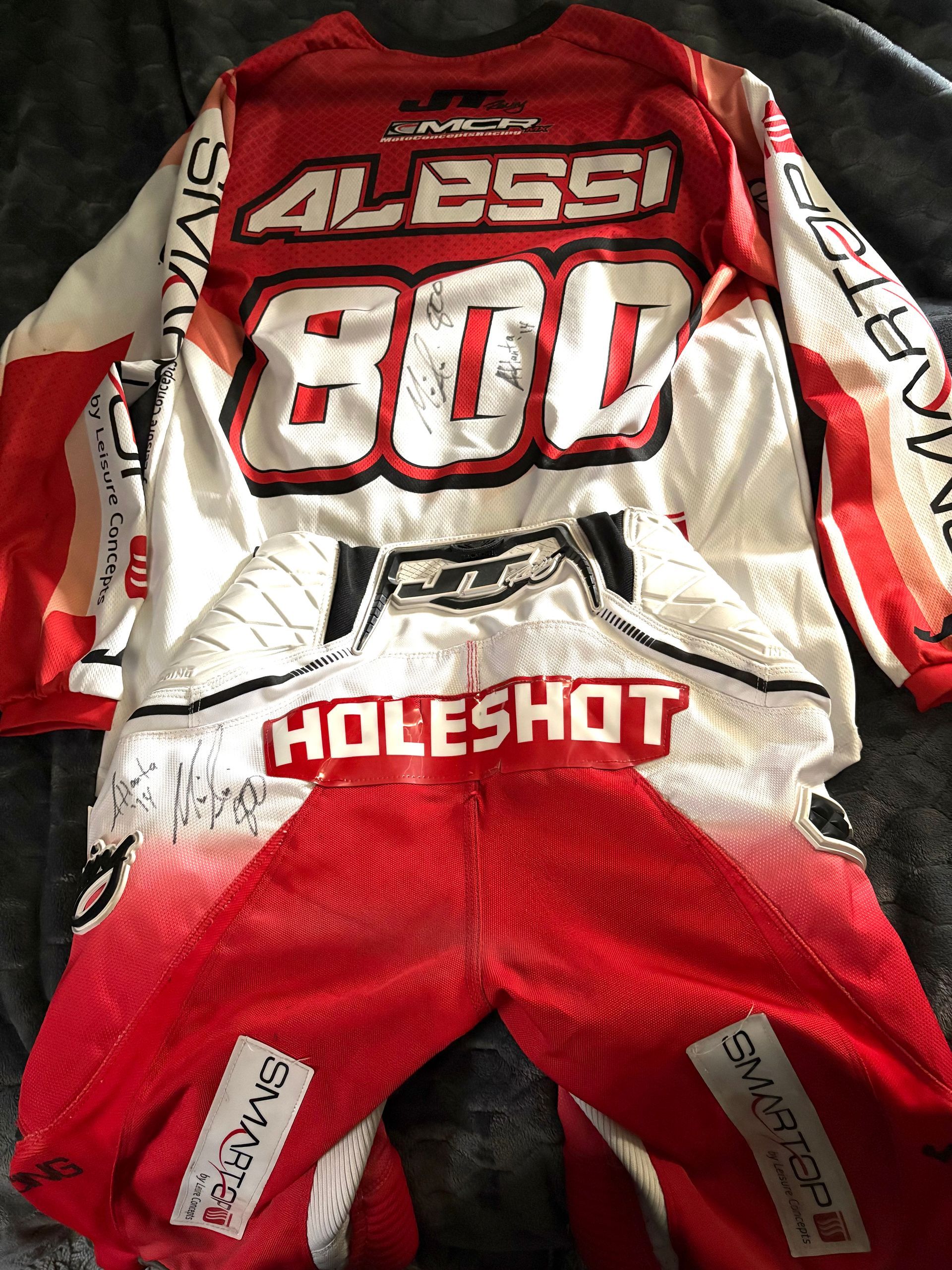 Mike Alessi Signed & Worn Kit