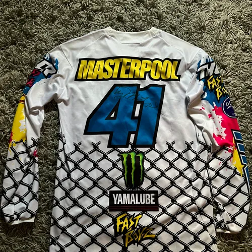 Signed Masterpool Jersey