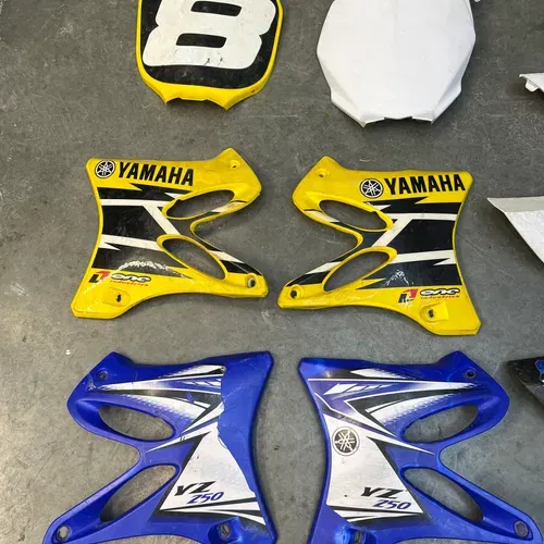 YZ125 / YZ250 Plastics
