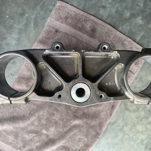 YZ 250 Triple Clamp Assembly