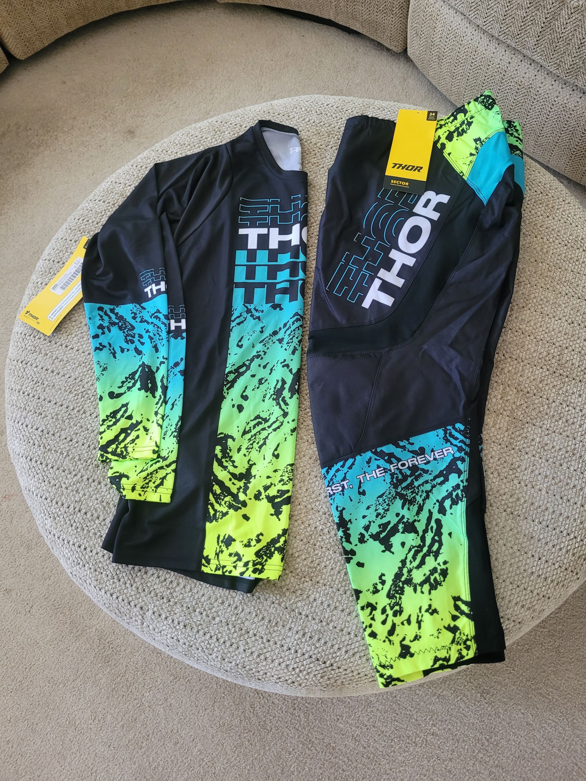 Thor Sector Atlas 32" Pant  & Medium Jersey 