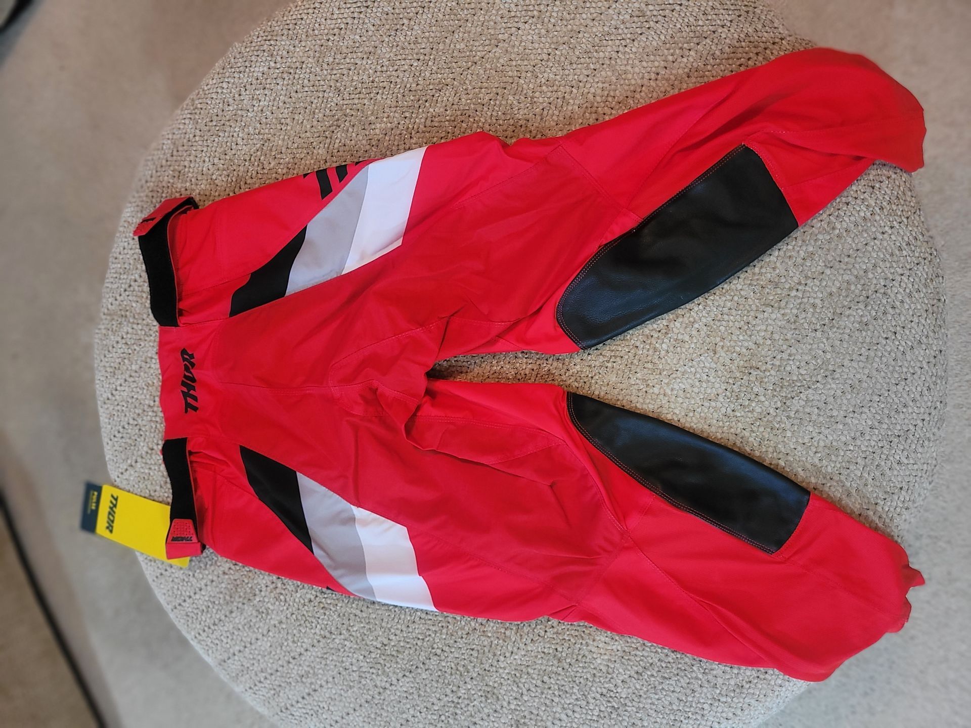 Thor PULSE 34" Pant & Large Jersey
Vented Premium