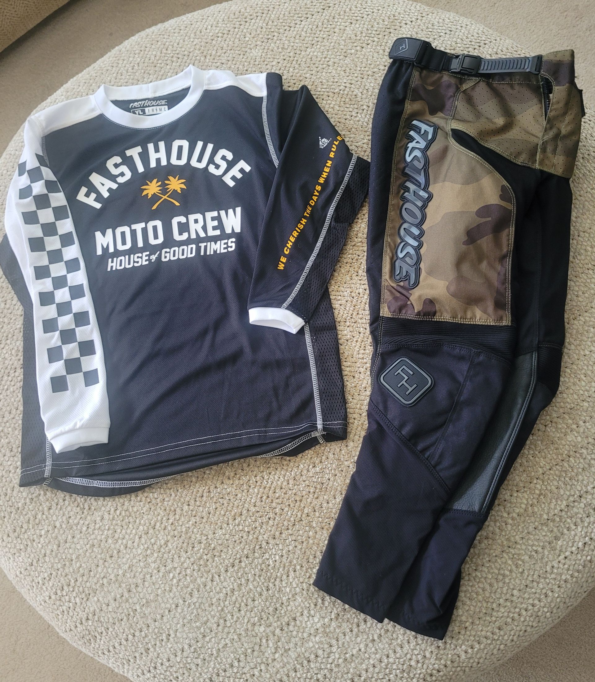 Fasthouse Youth 26" Pant And Youth Large Jersey