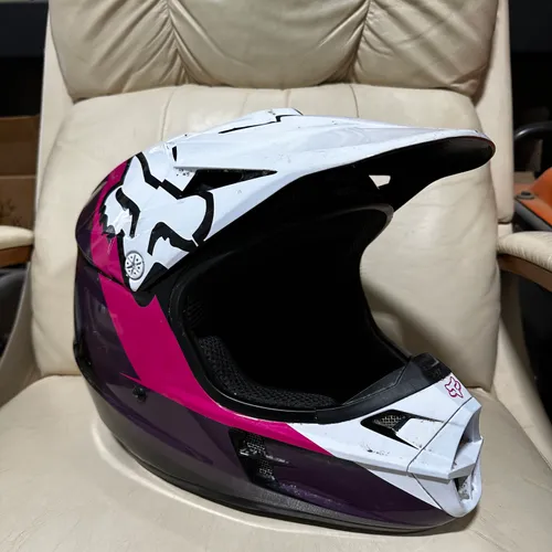 Woman's Fox V1 Helmet Medium