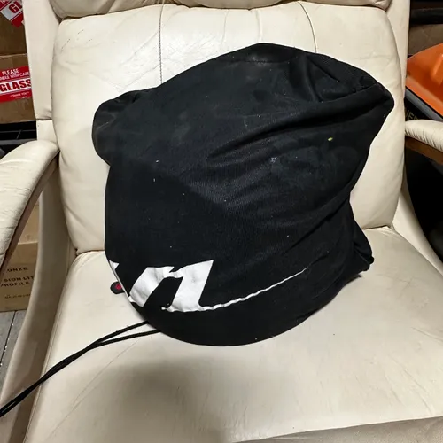 Woman's Fox V1 Helmet Medium