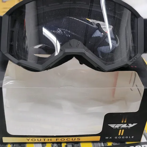 FLY RACING YOUTH FOCUS GOGGLE BLACK W/CLEAR LENS 37-5124