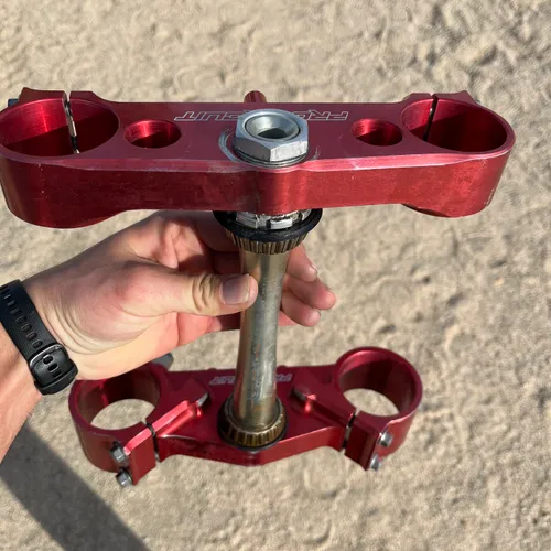 Pro circuit triple clamps cr/crf