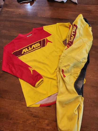 Alias riding gear new arrivals