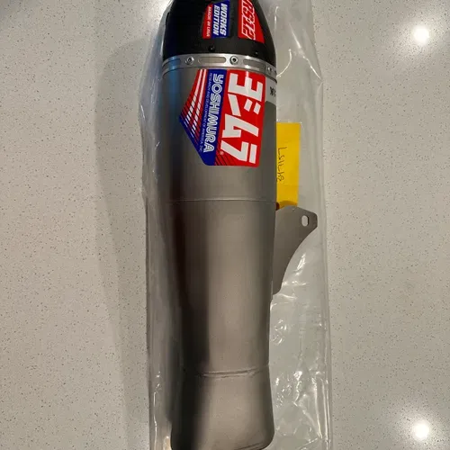 Yoshimura RS12 Pipe BRAND NEW