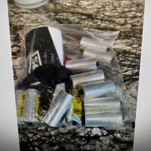 100% Goggles & Case With Extras!