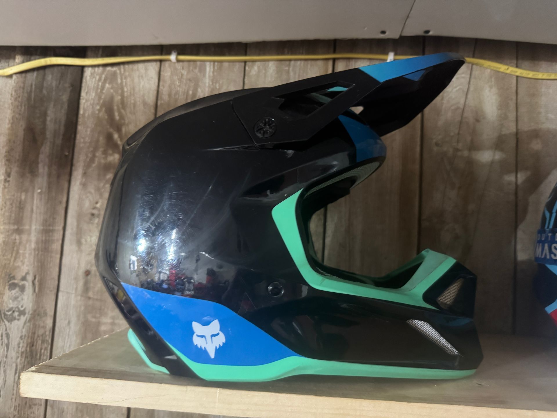 Fox V1 Ballast Helmet