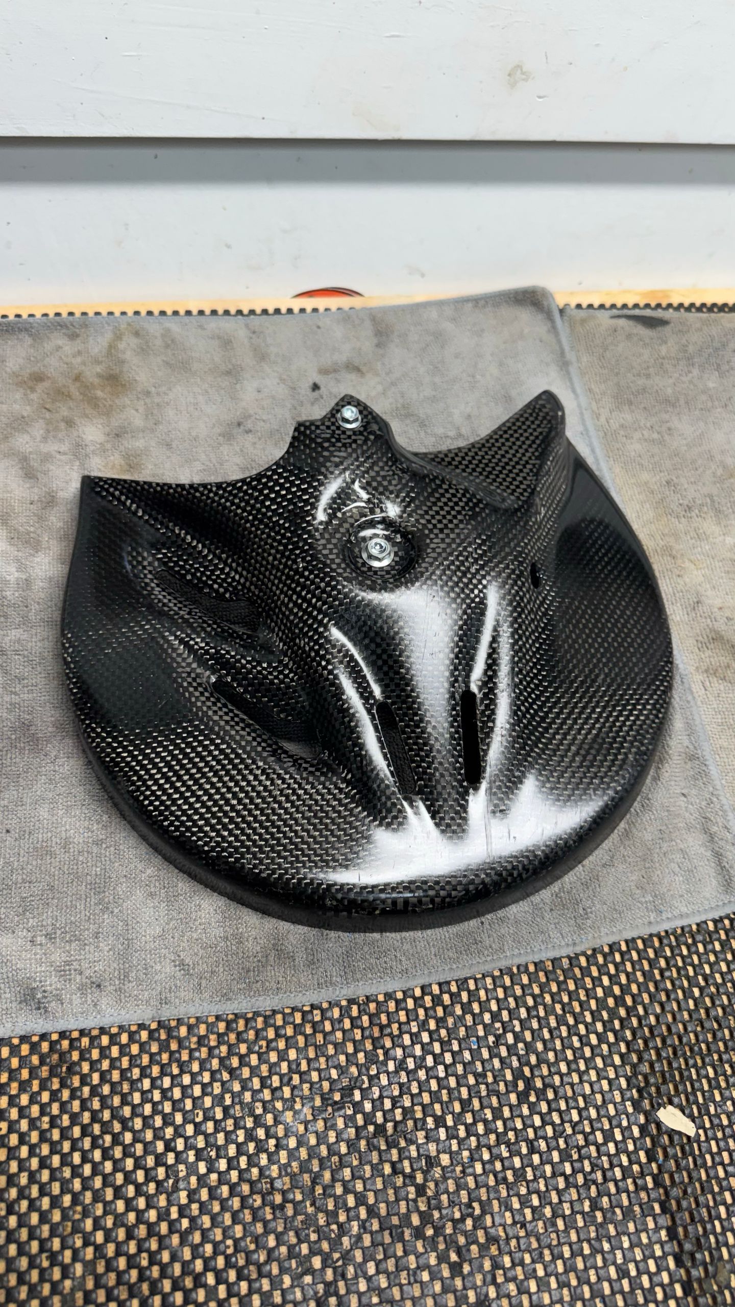 Yz 125 Light speed Carbon Rotor Guard.