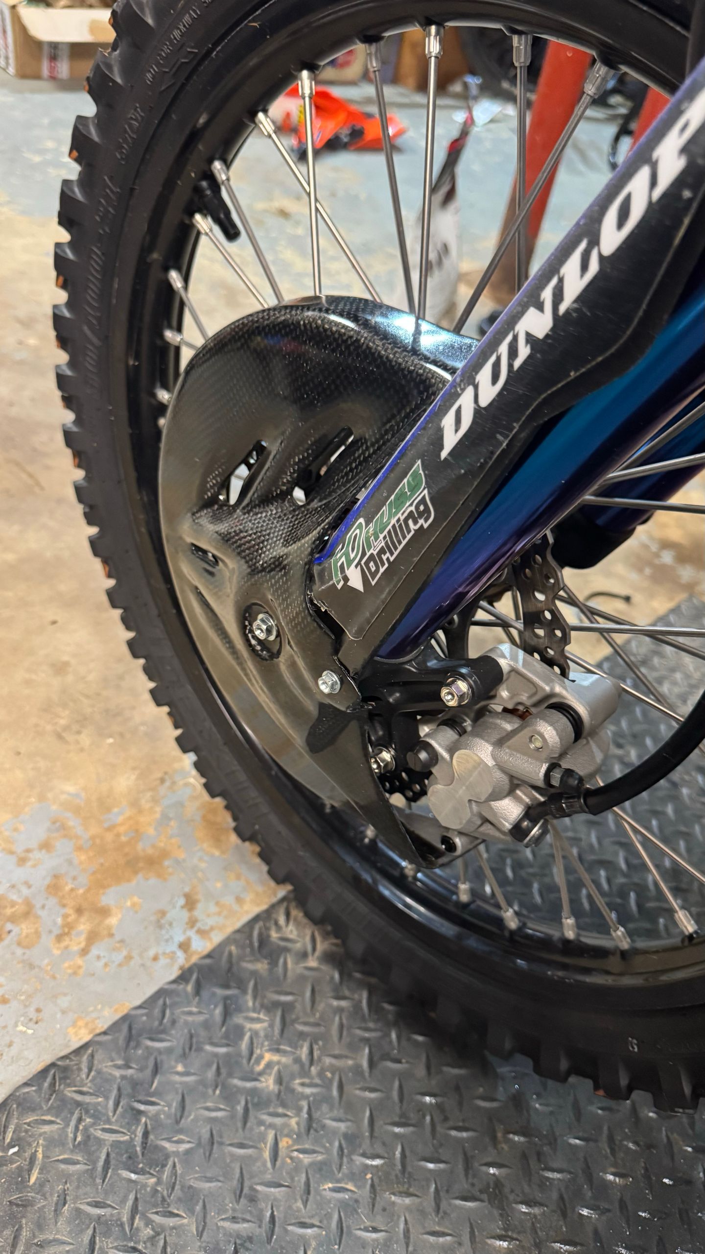 Yz 125 Light speed Carbon Rotor Guard.
