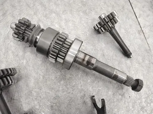 2004 SUZUKI TWIN PEAKS 700 LTV700F 4X4 OEM ENGINE MOTOR TRANSMISSION TRANNY