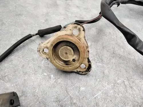 1984 YAMAHA FJ1100 OEM OIL LEVEL GAUGE SENSOR W NEUTRAL SWITCH