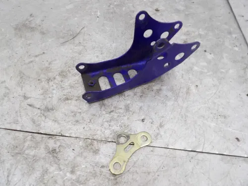 00 Yamaha Ttr125 Engine Motor Mount Bracket 5HP-21316-00-00