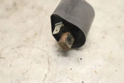 1999 Yamaha Grizzly 600 YFM600FWA 4x4 OEM IGNITION COIL SPARK PLUG CAP