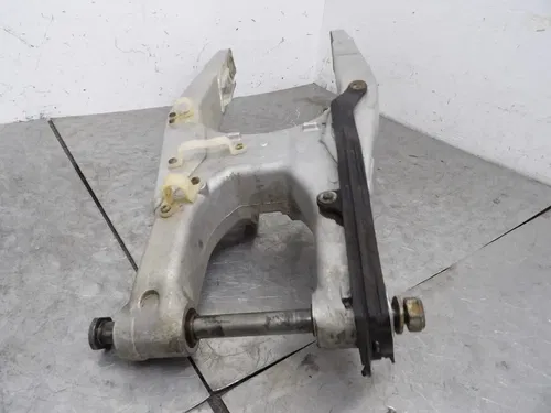 2002 HONDA CRF450R OEM SWINGARM SWING ARM SUSPENSION 52200-MEB-000