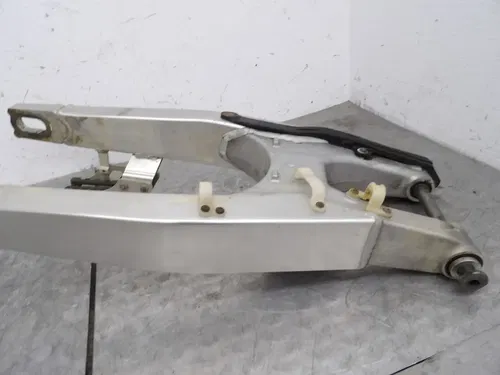 2002 HONDA CRF450R OEM SWINGARM SWING ARM SUSPENSION 52200-MEB-000