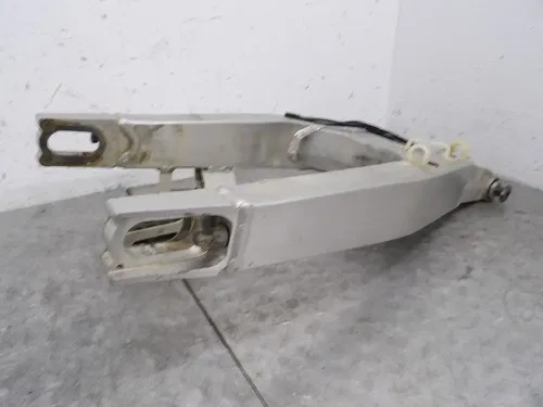 2002 HONDA CRF450R OEM SWINGARM SWING ARM SUSPENSION 52200-MEB-000
