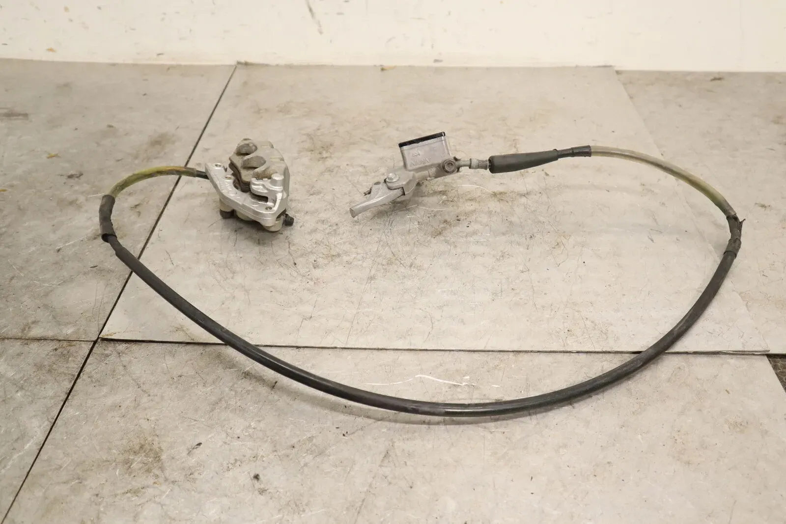 1998 Kawasaki KX250 OEM FRONT BRAKE CALIPER