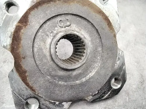 2001 POLARIS SCRAMBLER 90 OEM REAR BACK WHEEL RIGHT OR LEFT HUB