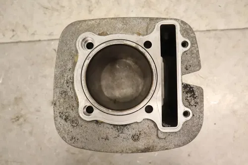 1987 YAMAHA WARRIOR 350 YFM350X OEM ENGINE CYLINDER PISTON BLOCK JUG BARREL
