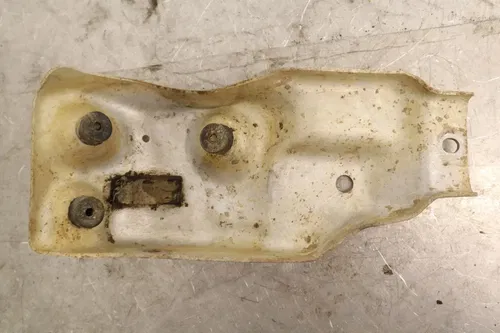 1999 YAMAHA GRIZZLY 600 YFM600FWA 4X4 OEM DIFFERENTIAL SKID PLATE GUARD SHIELD