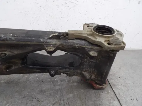04-05 YAMAHA YFZ450 SWINGARM CARRIER OEM YFZ 450 5TG-22110-01-00