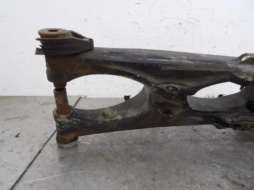 04-05 YAMAHA YFZ450 SWINGARM CARRIER OEM YFZ 450 5TG-22110-01-00