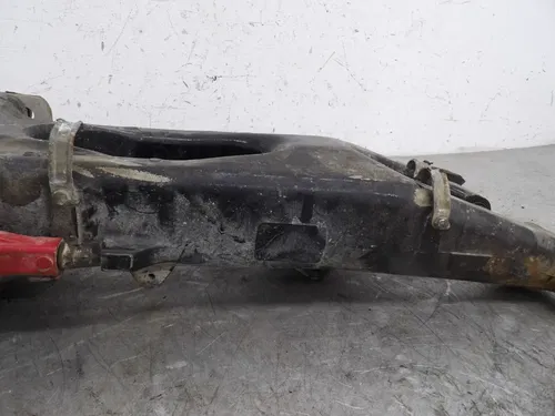 04-05 YAMAHA YFZ450 SWINGARM CARRIER OEM YFZ 450 5TG-22110-01-00