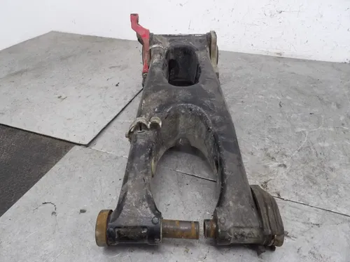 04-05 YAMAHA YFZ450 SWINGARM CARRIER OEM YFZ 450 5TG-22110-01-00