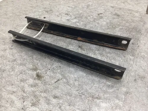 2000 Arctic Cat 500 4x4 Automatic OEM FRONT BUMPER MOUNT CHANNEL