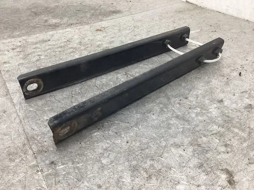 2000 Arctic Cat 500 4x4 Automatic OEM FRONT BUMPER MOUNT CHANNEL