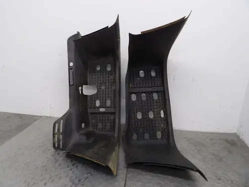 1998 POLARIS XPLORER 400L OEM LEFT RIGHT MUD SPLASH GUARDS FOOTWELLS