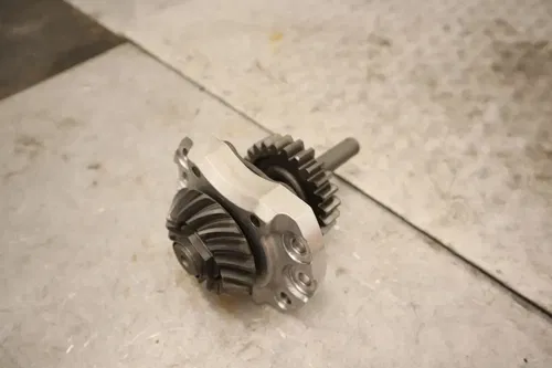 2002 YAMAHA WOLVERINE 350 YFM350FX 4X4 OEM OUTPUT DRIVE SHAFT BEVEL GEARS