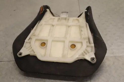 2002 2003 YAMAHA YZF R1 OEM FRONT DRIVERS SEAT PAD SADDLE PILLION