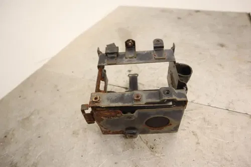 1995 KAWASAKI VULCAN 750 VN750A OEM BATTERY TRAY BOX HOLDER