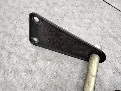 2006 POLARIS PREDATOR 90 OEM MOTOR ENGINE MOUNT STAY BRACKET